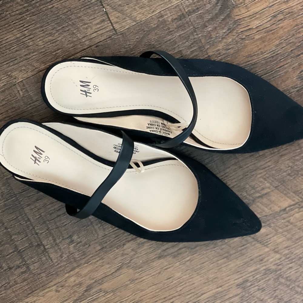 H&M Black Slip On Mules - Size 8 - Picture 3 of 5